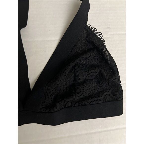 Colsie Sz Medium Black Bra Pullover Racerback No Padding Wireless - Picture 2 of 8